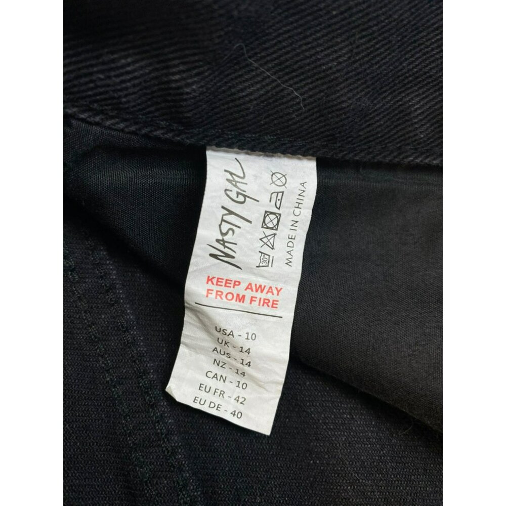 Nasty Gal Jeans NWT! Strike a Pose Distressed High Rise Mom US Size 10 Black - Picture 10 of 12